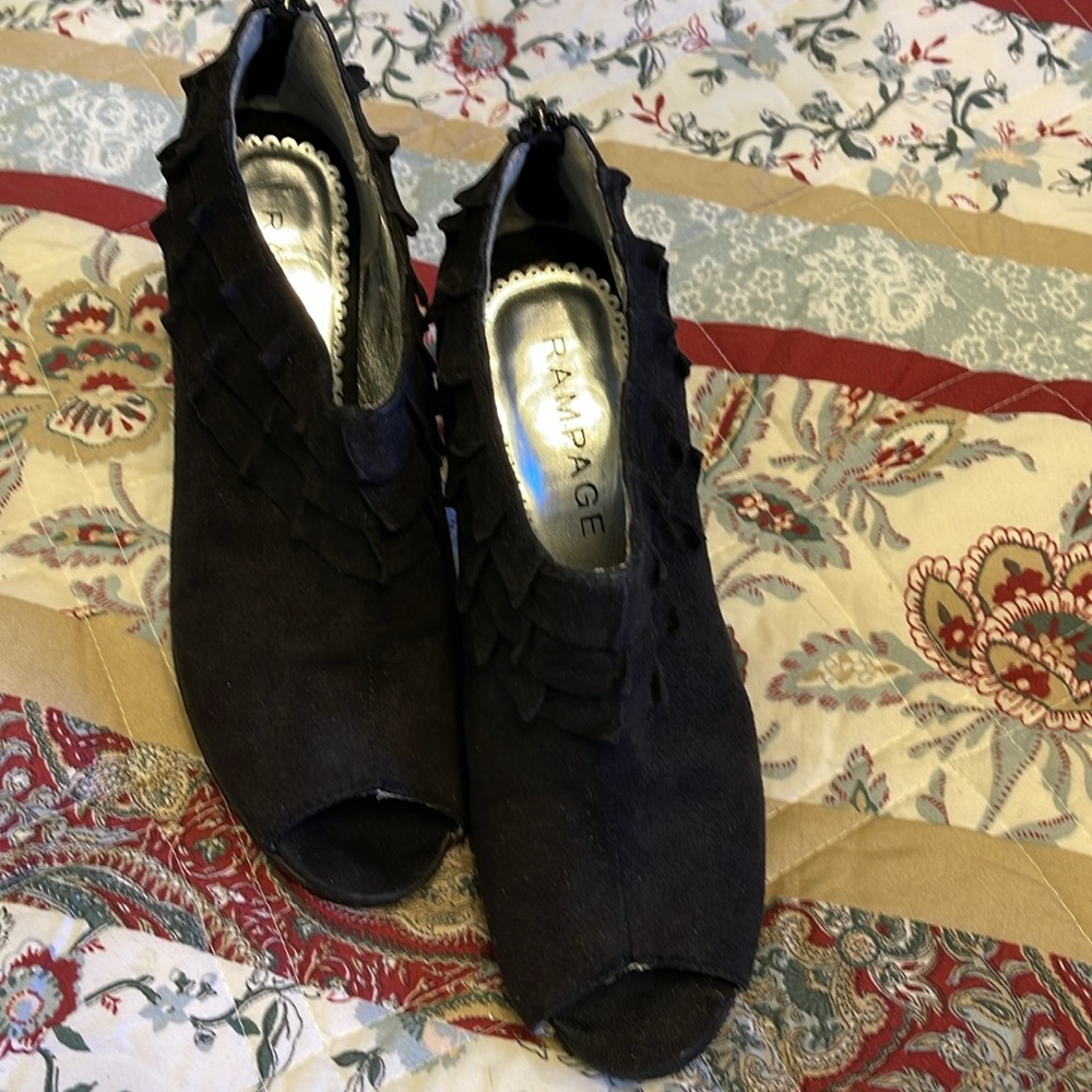 Rampage Black Suede Ruffled Stilettos Booties - Picture 2 of 12
